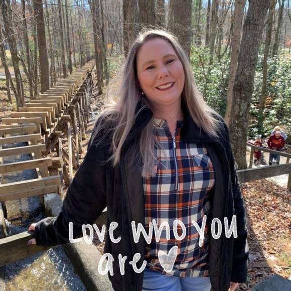 Meet your Posher, Tasha - Picture 1 of 1